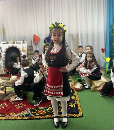 Седянка - ДГ Славейче - Широко поле